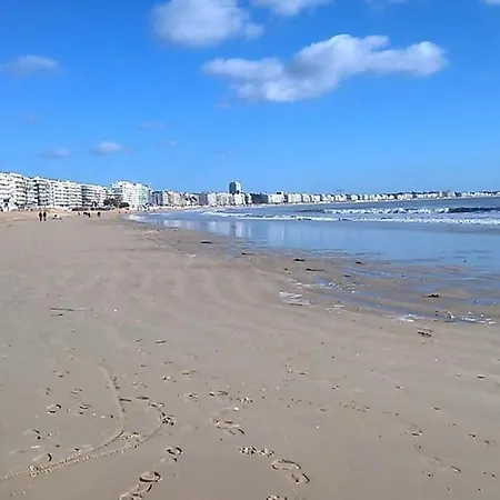 Proche Avec Piscine Apartment *